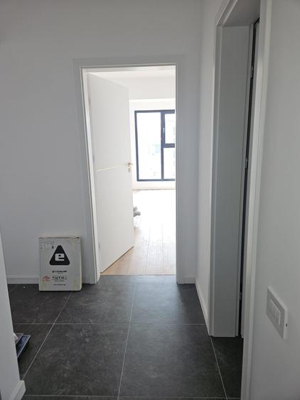 Apartament cu 3 camere decomandat în Titan