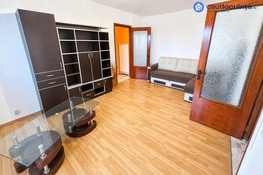 Apartament cu 4 camere în Drumul Găzarului