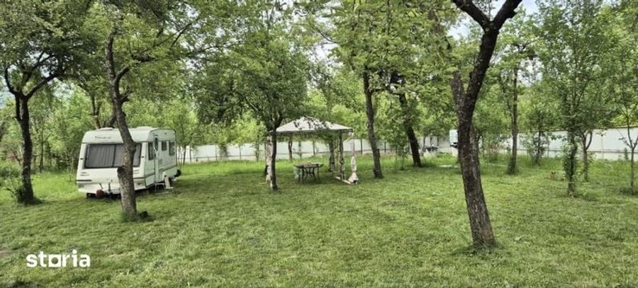 Teren de 1150 mp, în Drajna