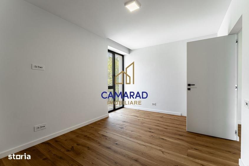Casă cu 4 camere în Băneasa