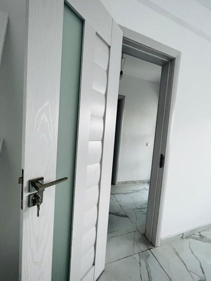 Casă cu 4 camere cu Teren 250 Mp în Berceni