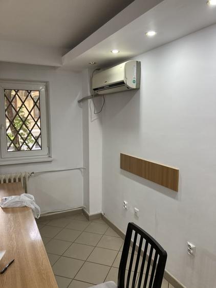 Apartament semidecomandat în Moșilor