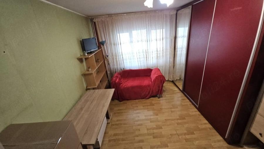 Apartament cu 2 camere decomandat în Vitan