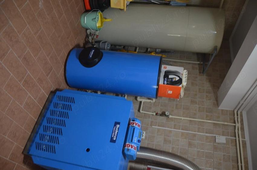 Casă cu 1 camere cu Teren 1627 Mp în Poiana