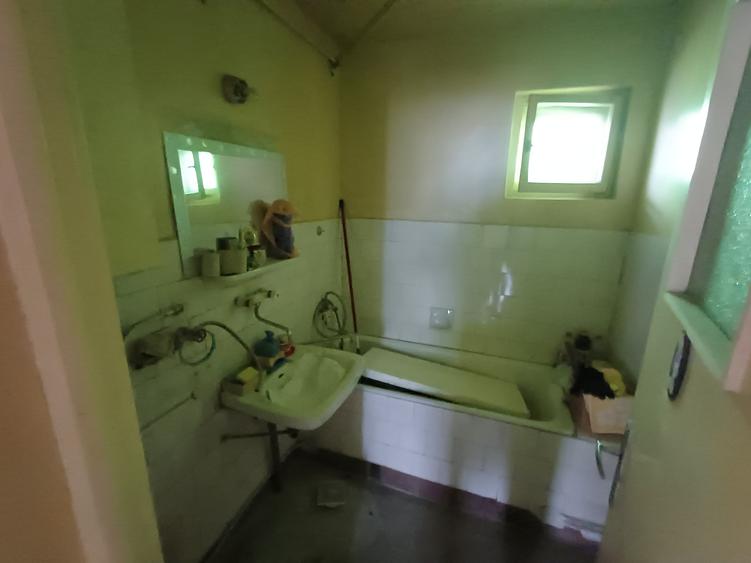 Apartament cu 2 camere decomandat în Calea Galați