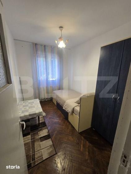 Apartament cu 3 camere semidecomandat în Central