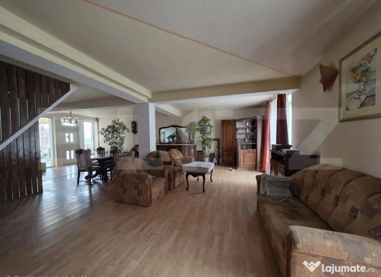Casă cu 4 camere cu Teren 585 Mp în Lucian Blaga