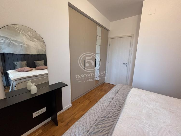 Apartament cu 2 camere semidecomandat în Tineretului