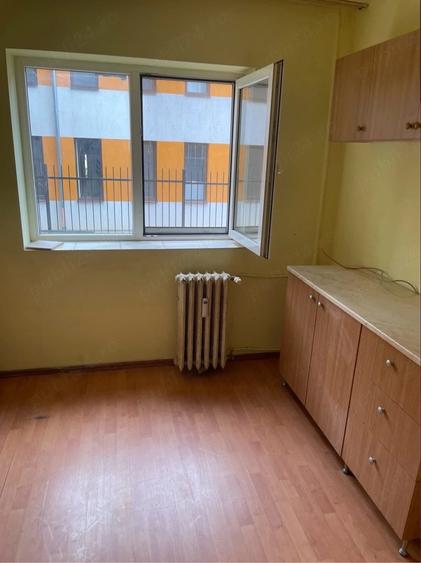 Apartament cu 2 camere semidecomandat în Nufărul