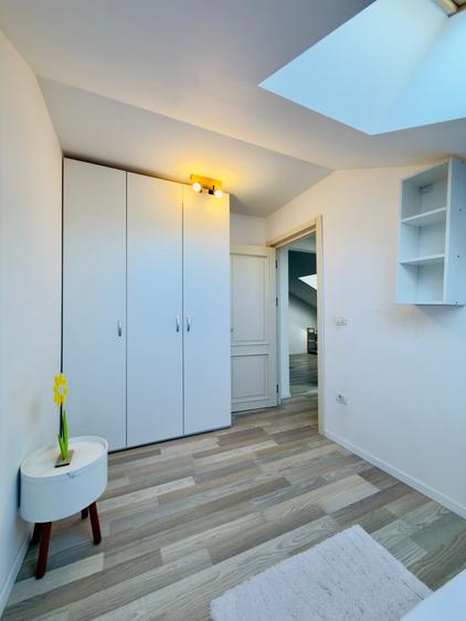 Apartament cu 3 camere semidecomandat în Popas Păcurari