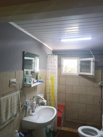 Casă cu 3 camere în Central
