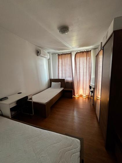Apartament cu 4 camere semidecomandat în Tătărași