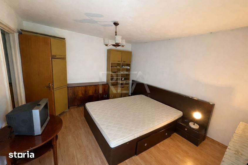 Apartament cu 4 camere decomandat în Titan