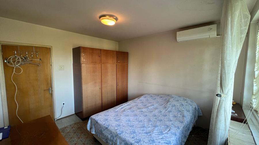 Apartament cu 4 camere semidecomandat în Gorjului