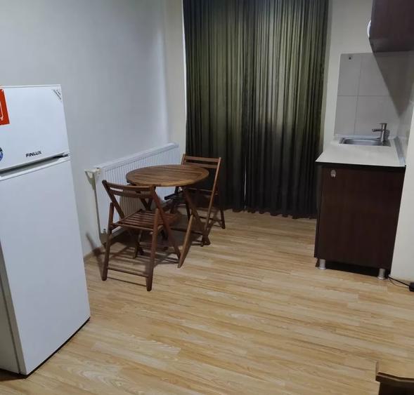 Garsonieră decomandată în Tătărași