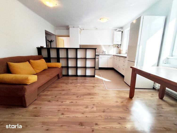 Apartament cu 4 camere în Central