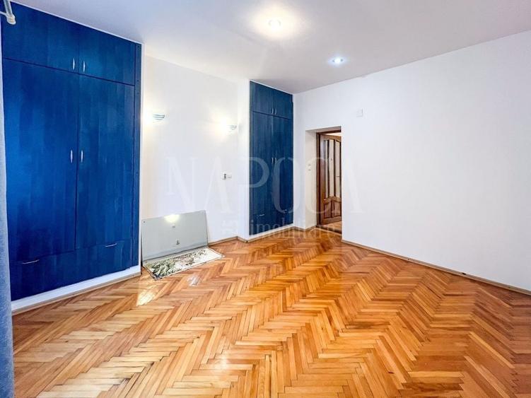 Apartament cu 3 camere decomandat în Gruia
