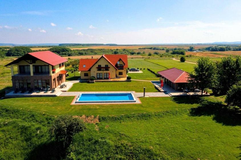 Spațiu comercial, de 700 mp, în Șișterea