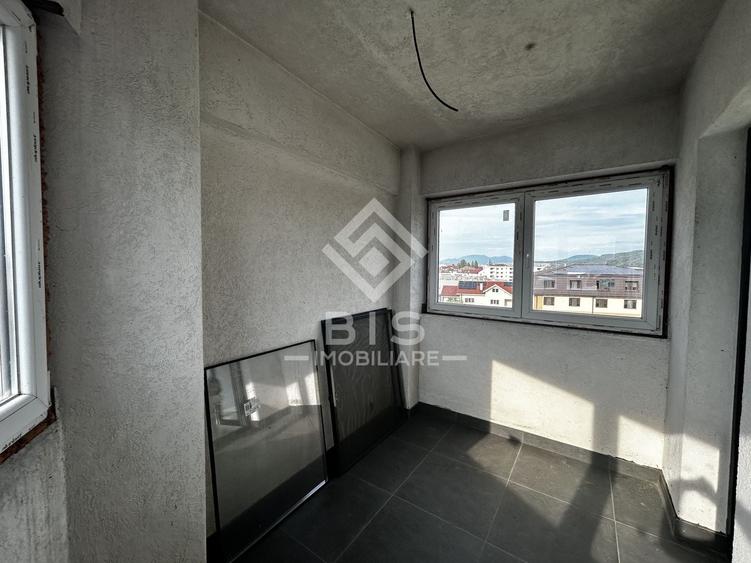 Apartament cu 3 camere decomandat în Viișoara