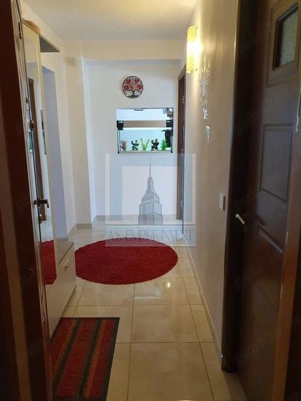 Apartament cu 4 camere decomandat, mobilat în Noua