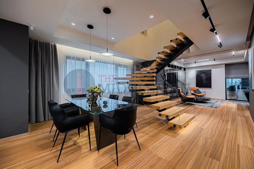 Apartament cu 4 camere semidecomandat, mobilat în Primăverii