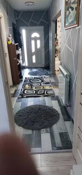 Casă individuală cu 4 camere cu Canalizare în Nord