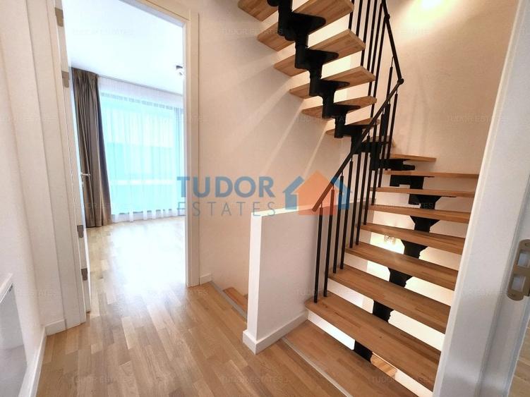Duplex cu 5 camere cu Piscina în Pipera
