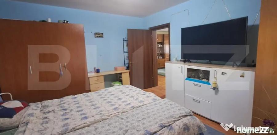 Casă cu 5 camere cu Teren 500 Mp în Feldioara