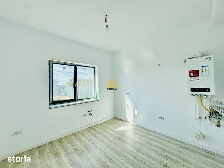 Casă cu 4 camere cu Teren 335 Mp în Clinceni