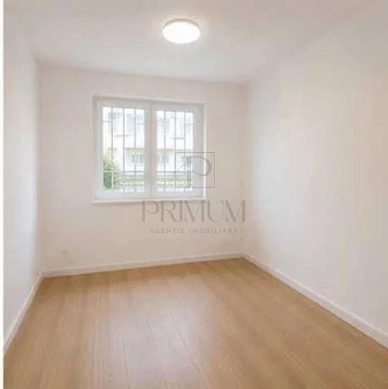 Apartament cu 3 camere semidecomandat în Șagului