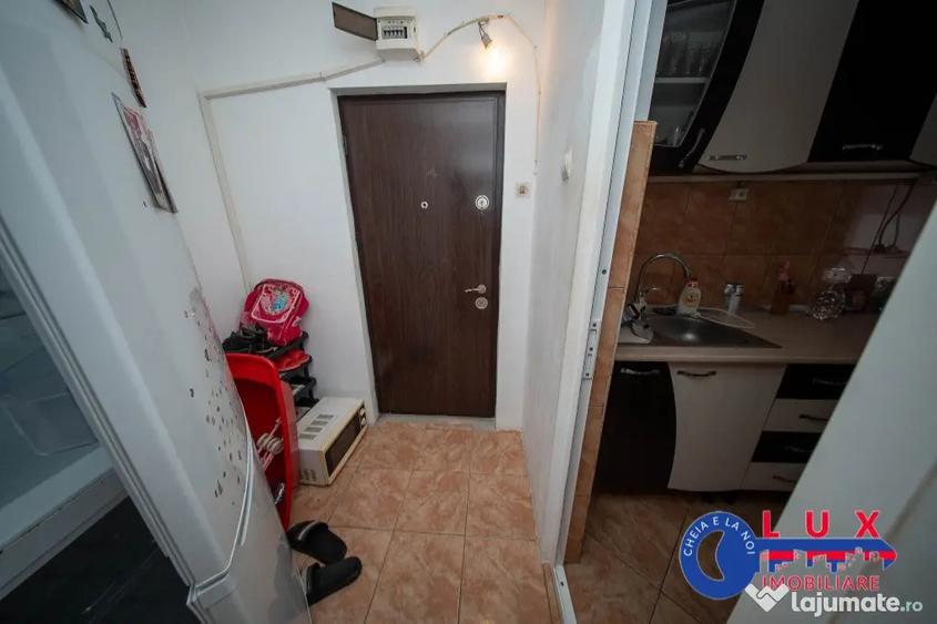 Apartament cu 2 camere semidecomandat în Babadag