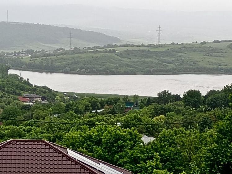 Casă cu 4 camere în Lunca Cetățuii