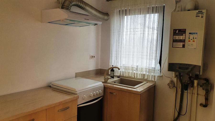 Casă individuală cu 2 camere cu Teren 1100 Mp în Brodoc