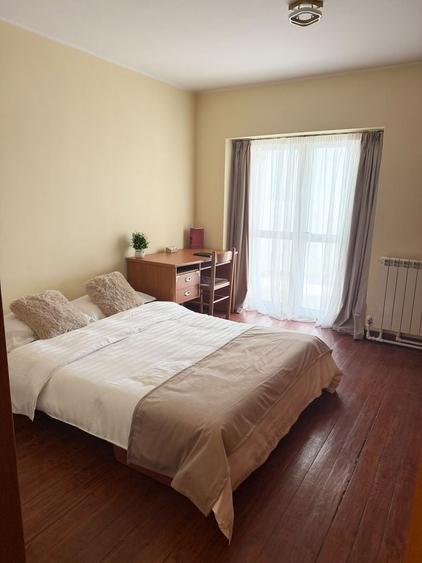 Apartament cu 3 camere decomandat în Unirii