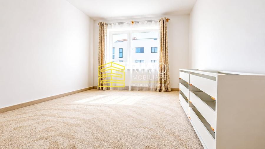 Apartament cu 3 camere decomandat, mobilat în Livezeni