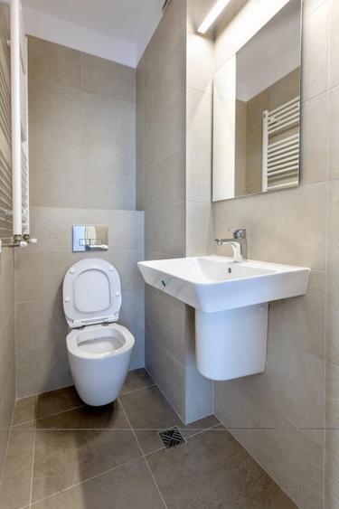 Apartament cu 3 camere decomandat, mobilat în Pipera
