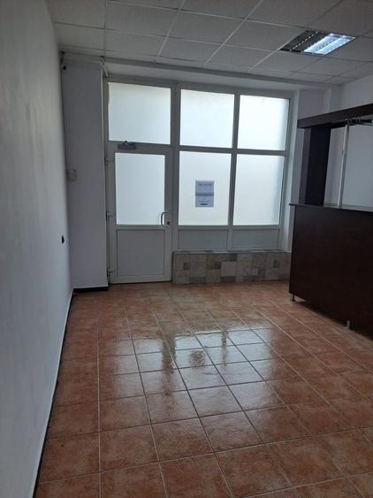 Spațiu comercial, de 59 mp, în Buda