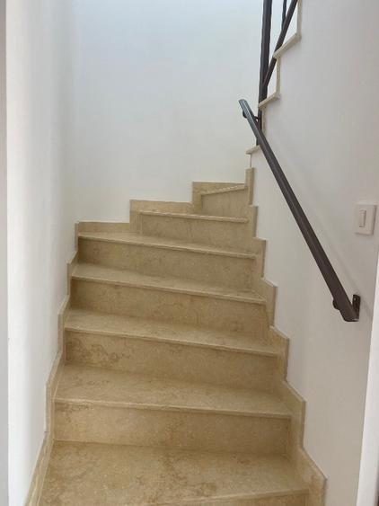 Duplex cu 6 camere cu Canalizare în Afumați