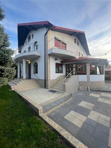 Casă individuală cu 6 camere cu Teren 600 Mp în Smârdan
