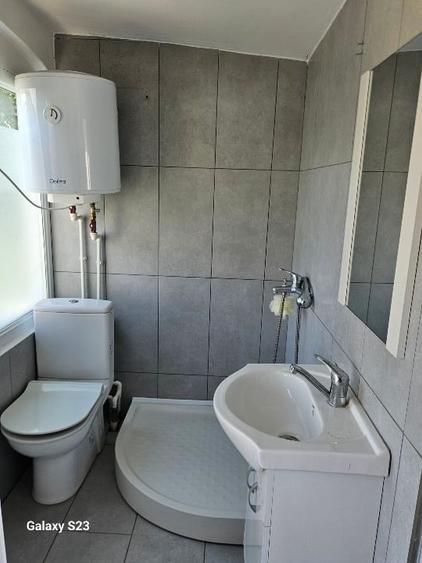 Casă individuală cu 2 camere cu Teren 1039 Mp în Bărăști (Colonești)