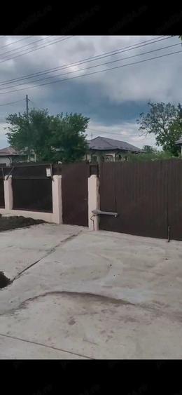 Casă cu Teren 1100 Mp în Măgura