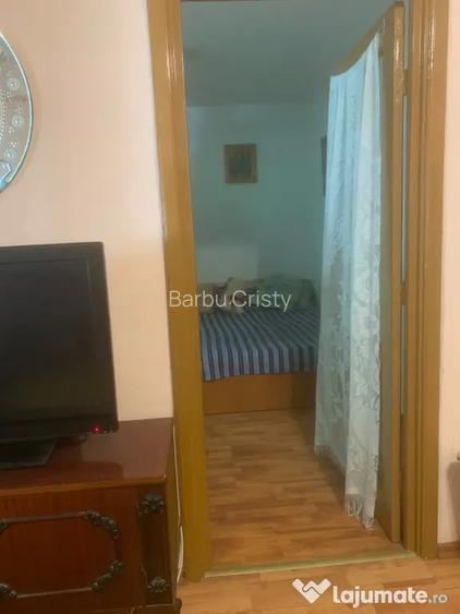 Inchiriez apartament 2 camere