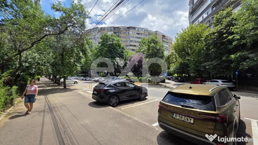Apartament cu 2 camere semidecomandat în Tineretului