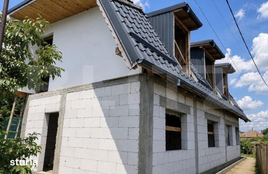 Casă cu 3 camere cu Teren 335 Mp în Cernele