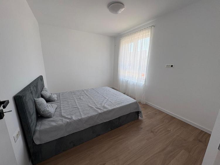 Duplex cu 4 camere cu Canalizare în Berceni