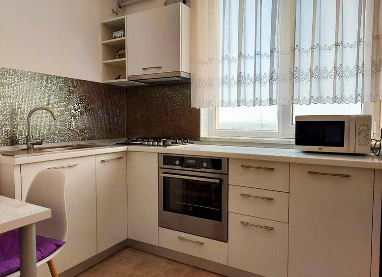 Apartament cu 2 camere decomandat, mobilat în Abator