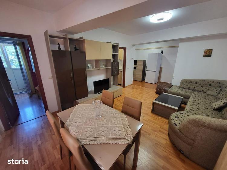 Apartament cu 2 camere în Păcii