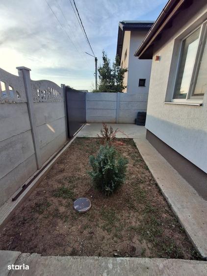 Casă cu 3 camere cu Teren 280 Mp în Vidra