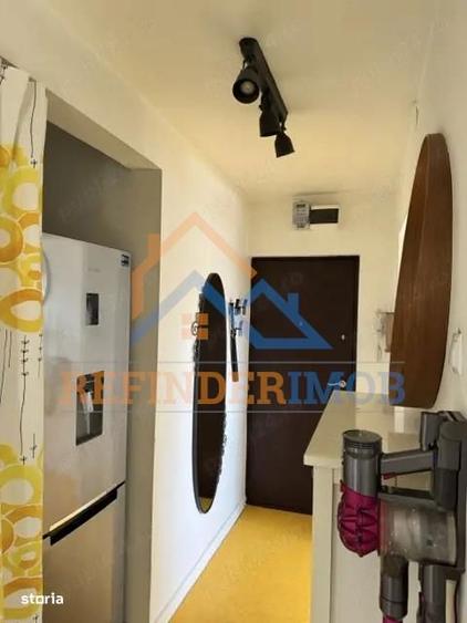 Apartament cu 2 camere semidecomandat, mobilat în Cantemir