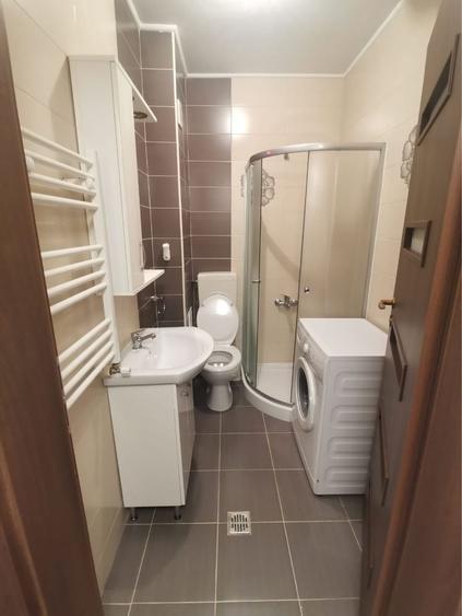 Garsonieră decomandată în Central